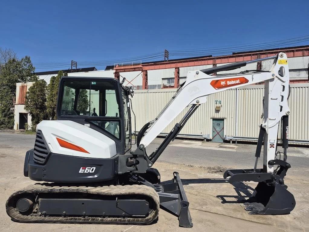 2021 BOBCAT E60R2