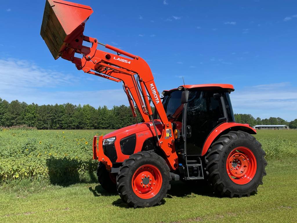 2019 Kubota M5-111
